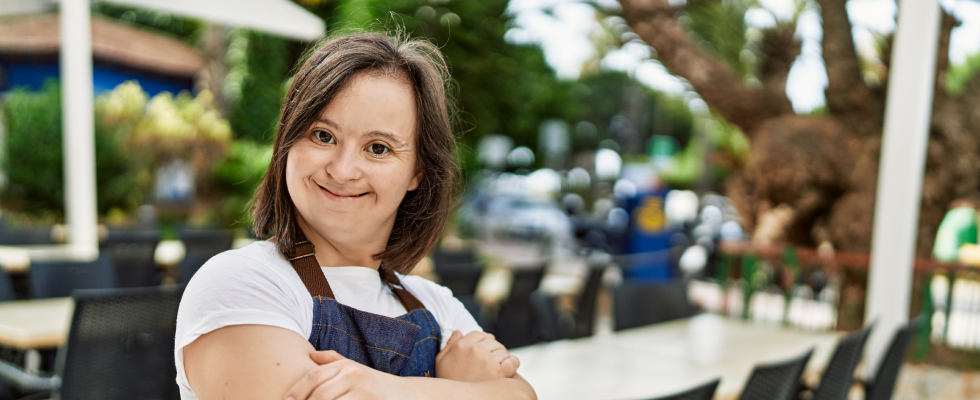 Woman standing outside a resturant